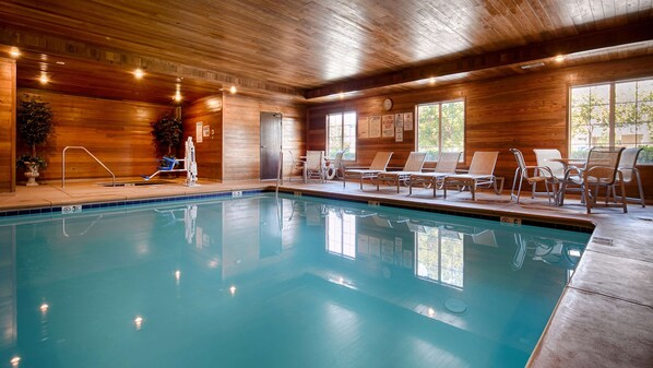 Indoor pool, open 7:00 AM to 10:00 PM, sun loungers