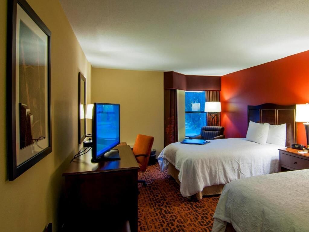 In-room safe, iron/ironing board, free cribs/infant beds