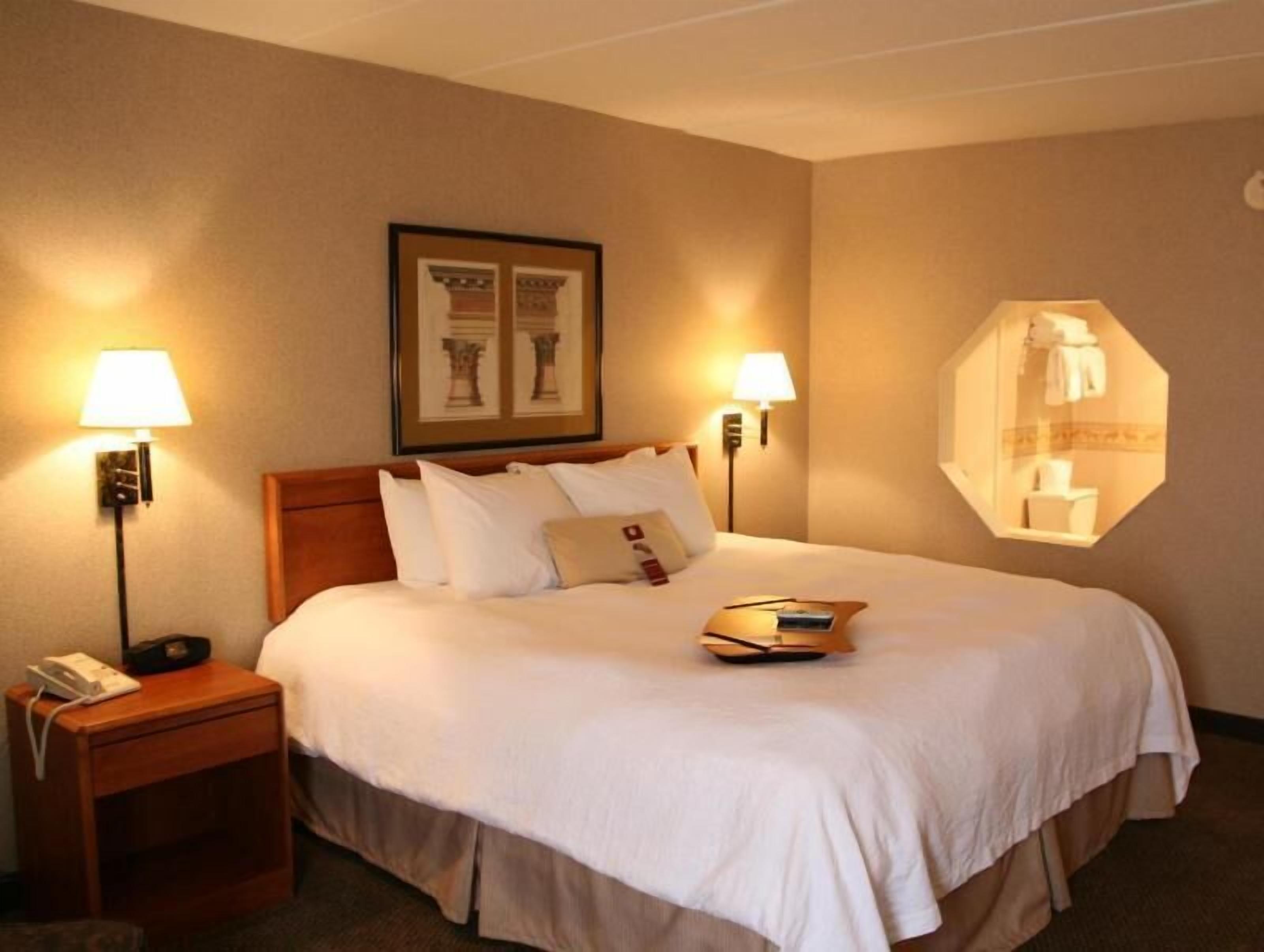 In-room safe, iron/ironing board, cots/infant beds, free WiFi