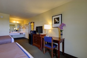 In-room safe, desk, iron/ironing board, free WiFi
