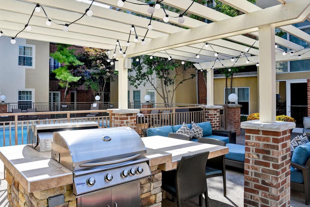 Homewood Suites by Hilton Kansas City-Airport