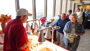 Buffet breakfast for a fee on weekends