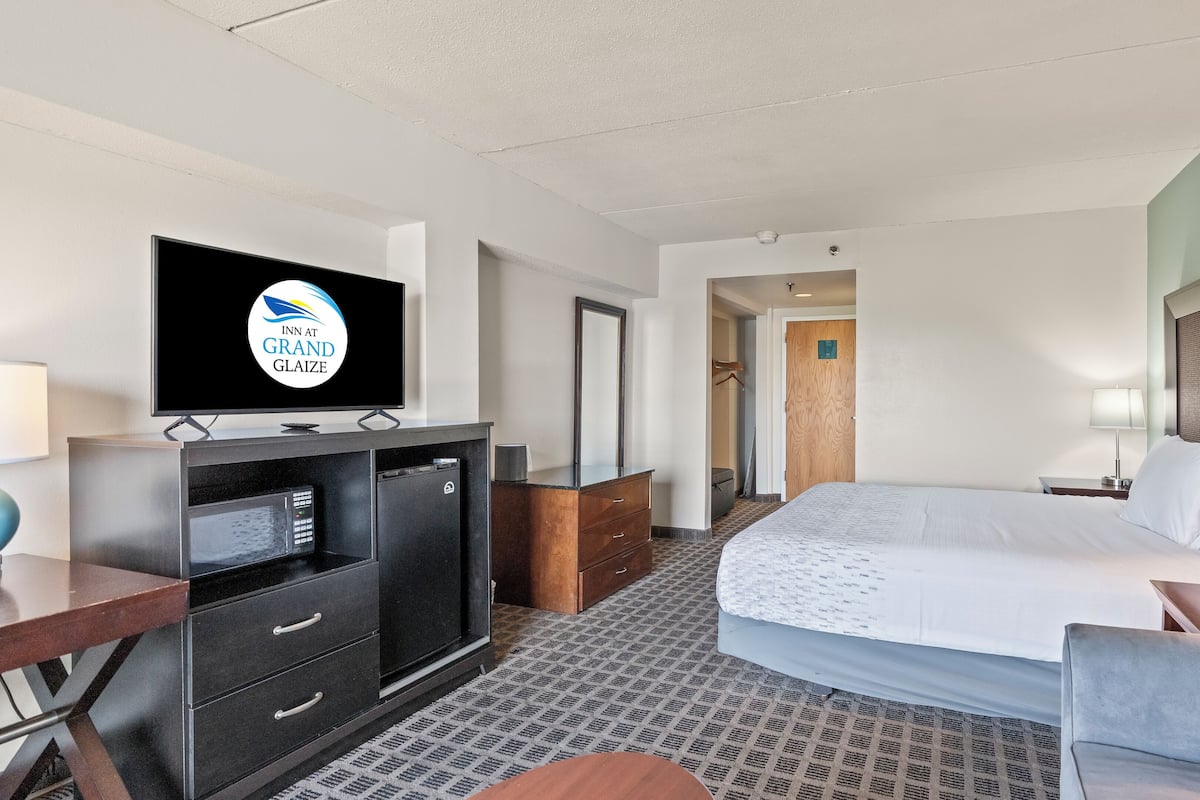 1 bedroom, in-room safe, desk, laptop workspace