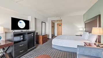 Caja de seguridad en la habitación y escritorio