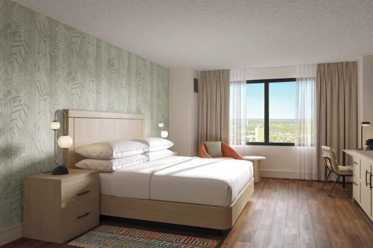 Hypo-allergenic bedding, pillowtop beds, in-room safe, desk