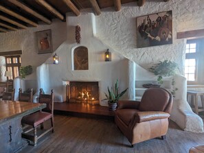 Fireplace - Sagebrush Inn & Suites (Taos)