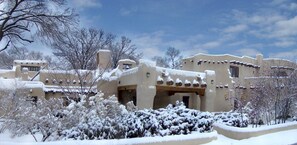 Exterior - Sagebrush Inn & Suites (Taos)