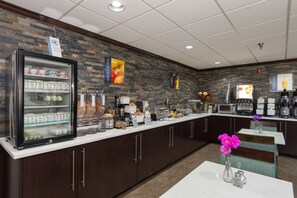 Petit déjeuner continental compris tous les jours