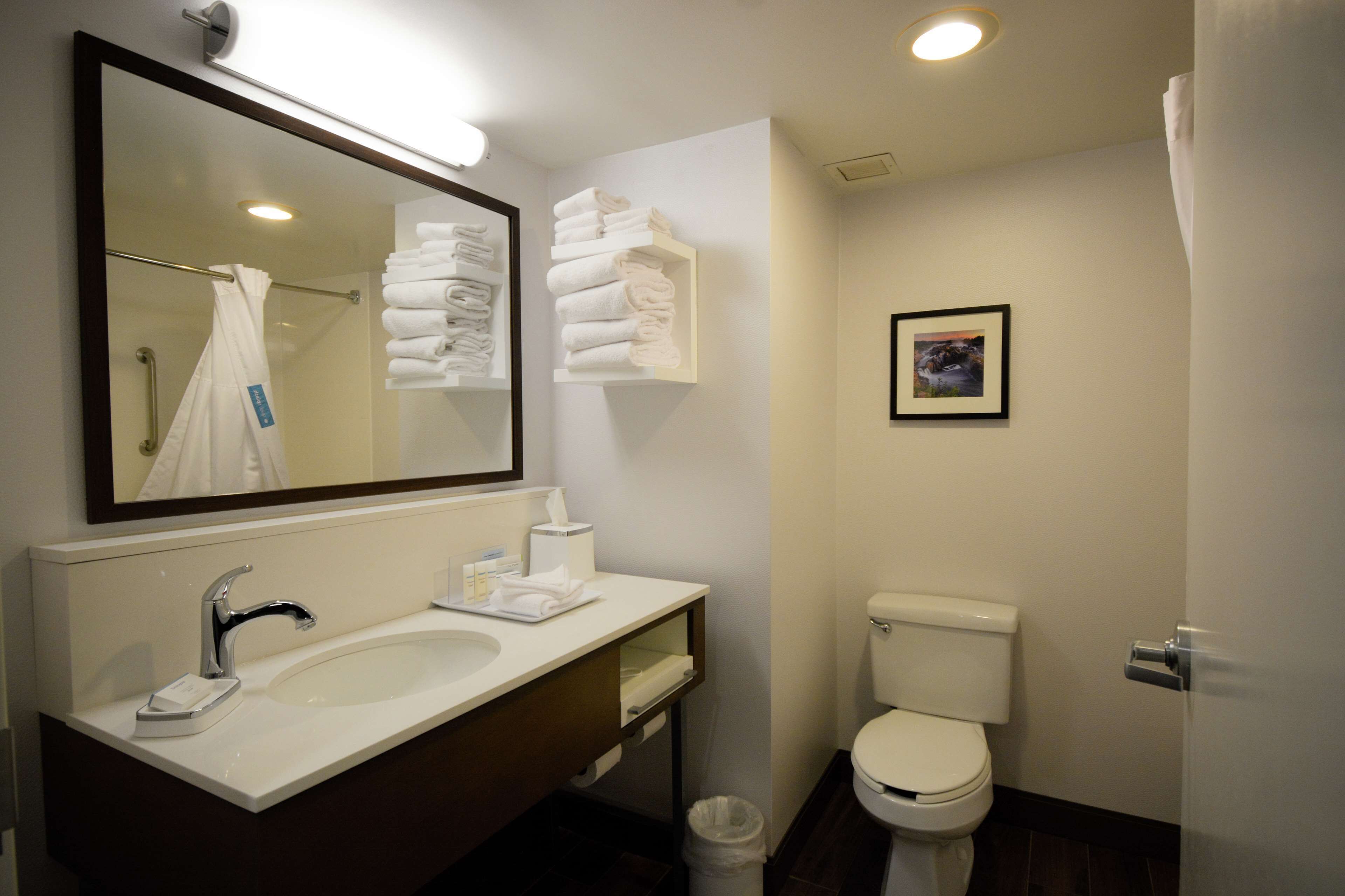 room, 2 queen beds, non smoking | bathroom | eco-friendly toiletries, hair dryer, towels, soap