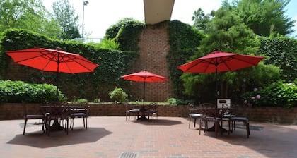 Hampton Inn Salem East - Electric Road