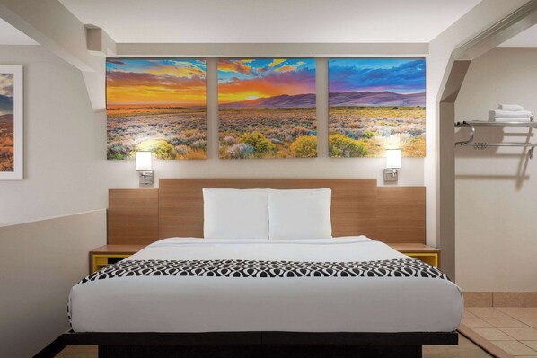 Desk, free cots/infant beds, free WiFi, bed sheets