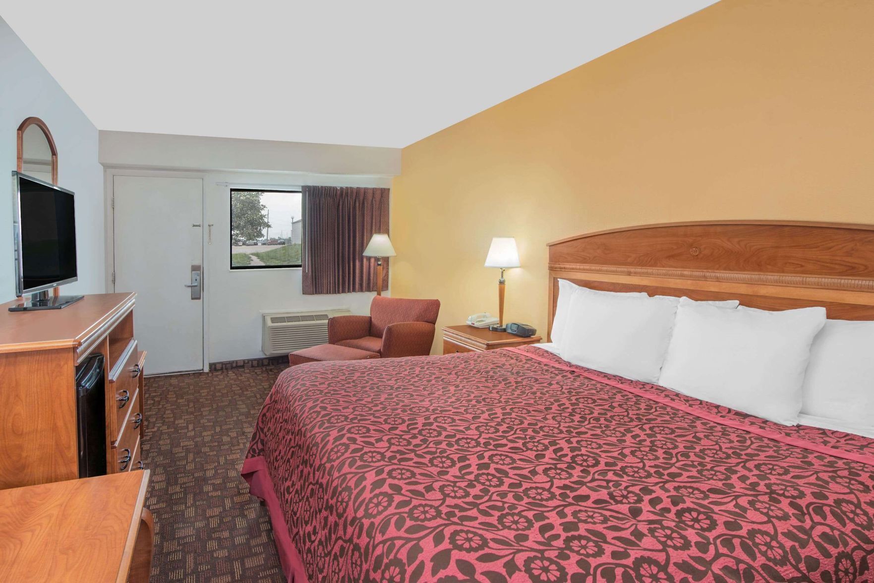 Desk, rollaway beds, free WiFi, bed sheets