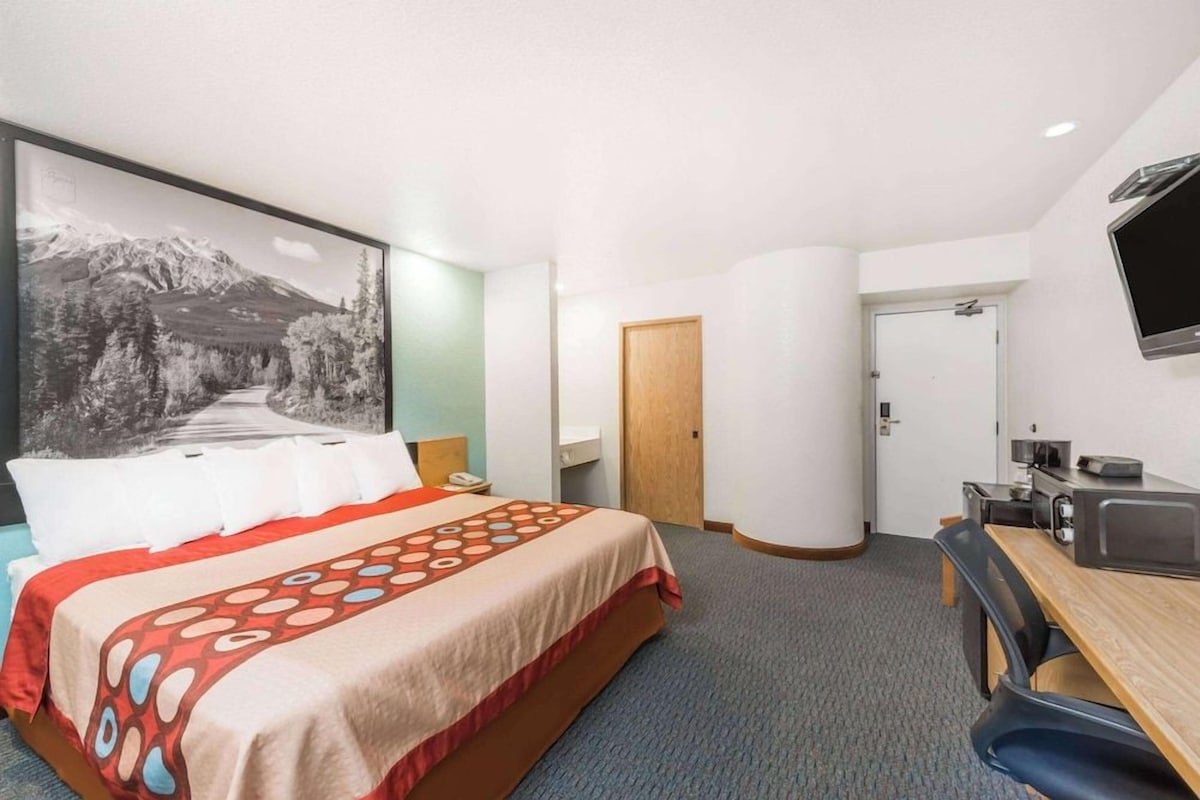 In-room safe, desk, blackout drapes, iron/ironing board