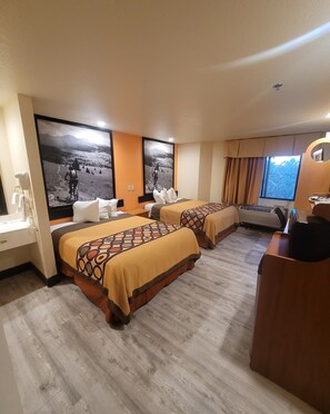 Standard Room, 2 Queen Beds