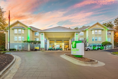 Holiday Inn Hotel & Suites Peachtree City by IHG