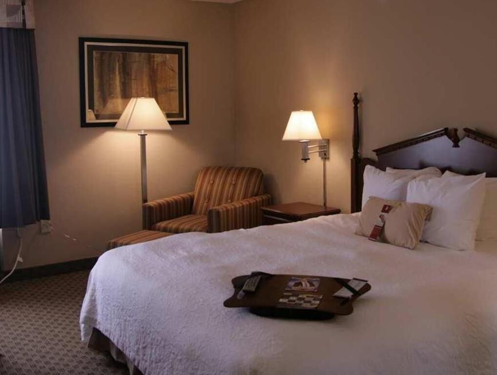 Premium bedding, in-room safe, iron/ironing board, free cots/infant beds