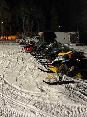 Snow and ski sports