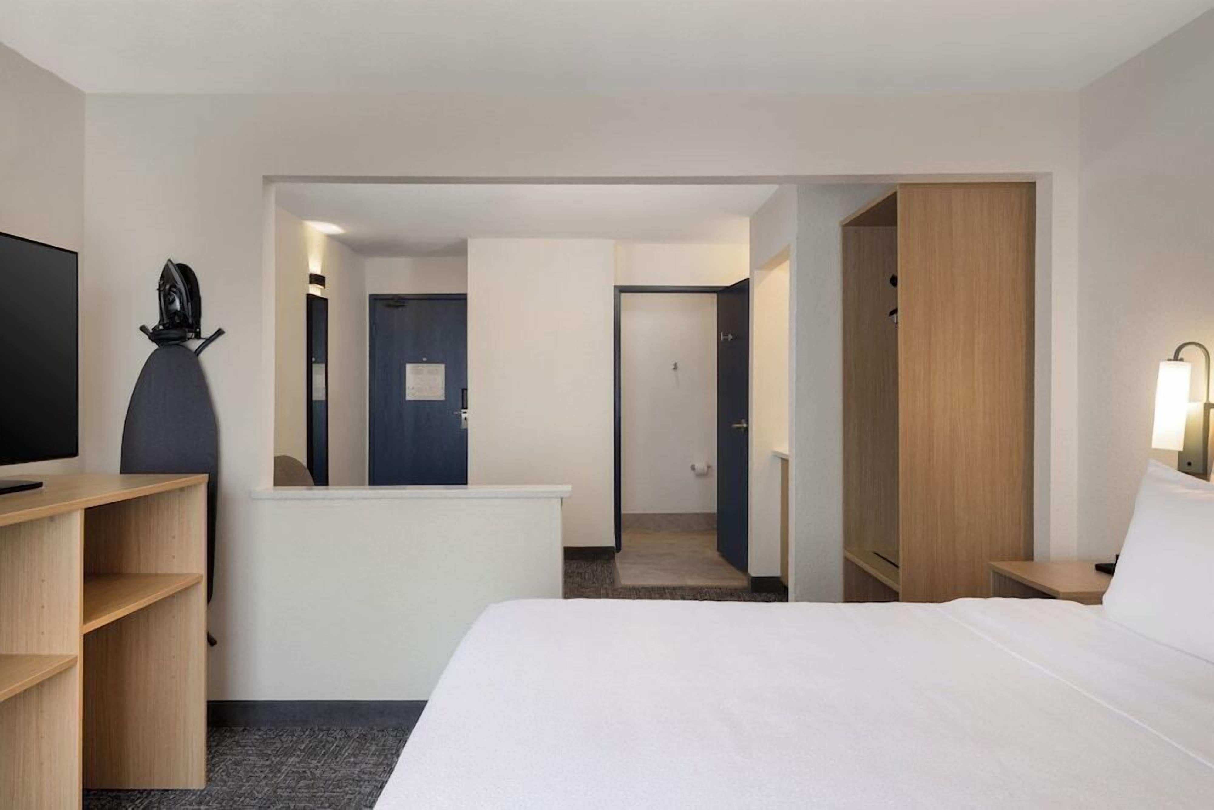 무료 WiFi, 침대 시트