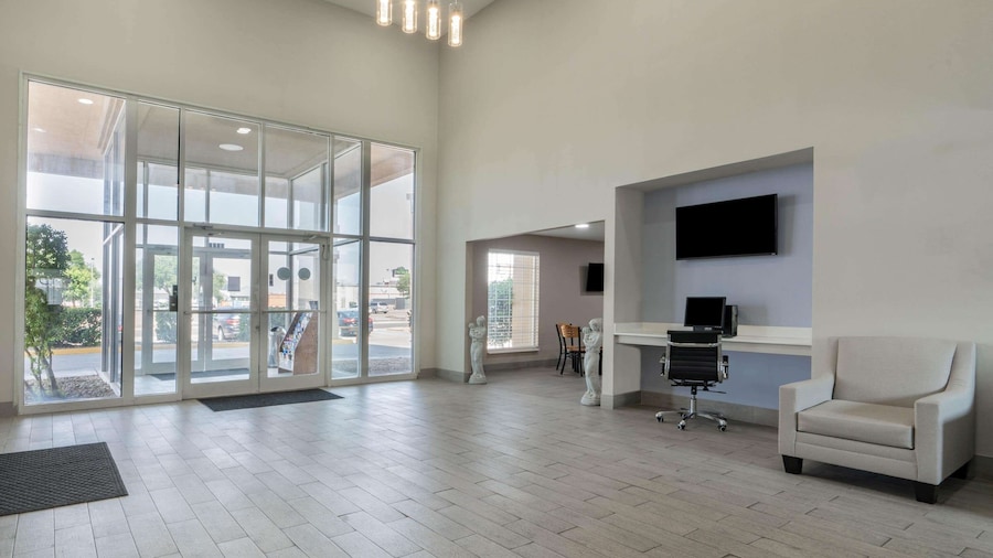 Super 8 by Wyndham Amarillo West