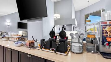 Free daily buffet breakfast