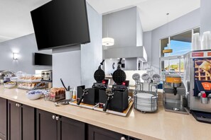 Petit déjeuner buffet compris tous les jours