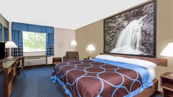 Quarto, 1 cama King, acessível, para não fumantes | Escrivaninha, cortinas blackout, ferros/tábuas de passar roupa