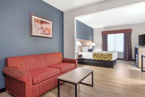 Deluxe Room, 1 King Bed, Accessible, Non Smoking (Mobility Accessible) | Desk, laptop workspace, iron/ironing board, cribs/infant beds