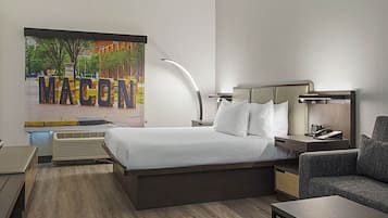 Business kamer, 1 kingsize bed | Een minibar, een bureau, een strijkplank/strijkijzer, gratis babybedden