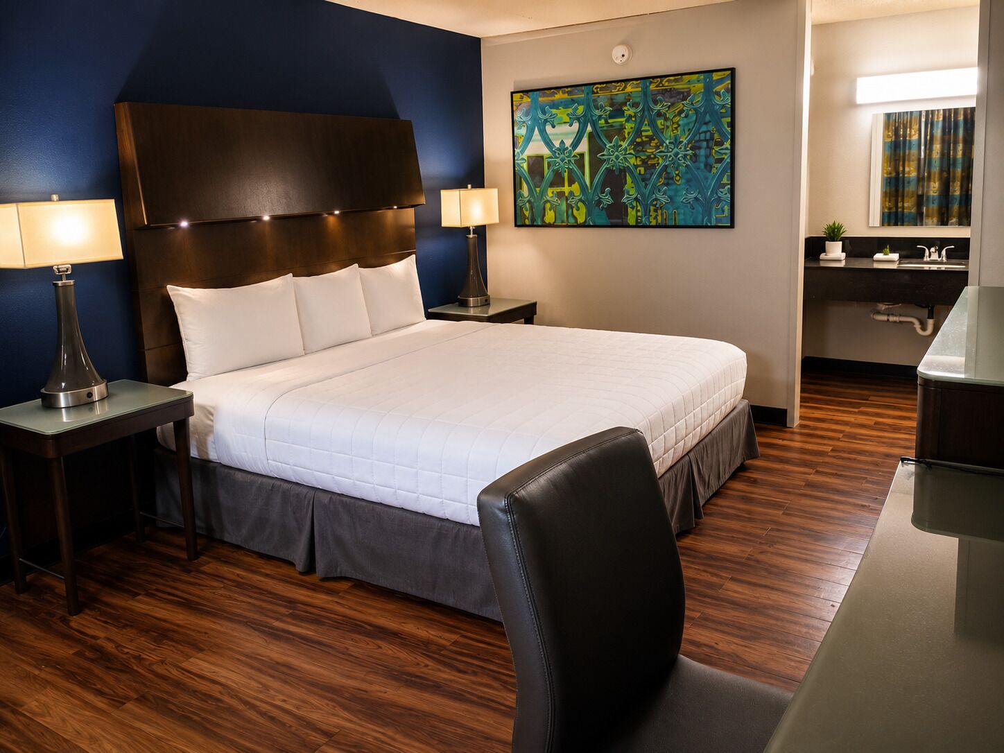 Habitación, 1 cama de matrimonio grande, no fumadores | Escritorio, wifi gratis, ropa de cama