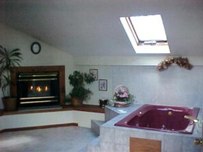 Superior Suite, Ensuite (LOFT SUITE) - Sturbridge Country Inn (Fiskdale)