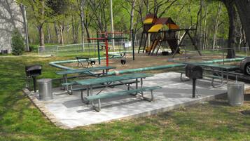 BBQ/picnic area