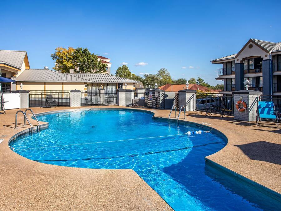 Indoor pool, seasonal outdoor pool