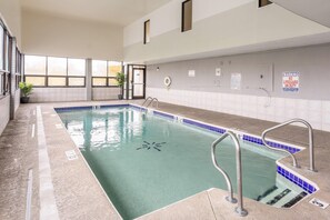 من حمّامات السباحة المغطاة، حمّام سباحة خارجي موسمي