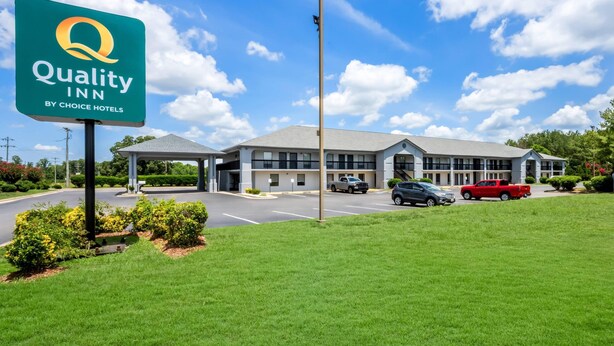 Exterior - Quality Inn Battleboro - Rocky Mount (Battleboro)