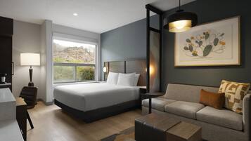 Zimmer, 1 King-Bett und Schlafsofa | Schreibtisch, Verdunkelungsvorhänge, Bügeleisen/Bügelbrett