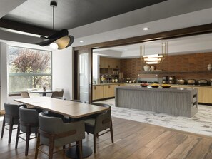 Free daily on-the-go breakfast - Hyatt Place Springdale/Zion National Park (Springdale)