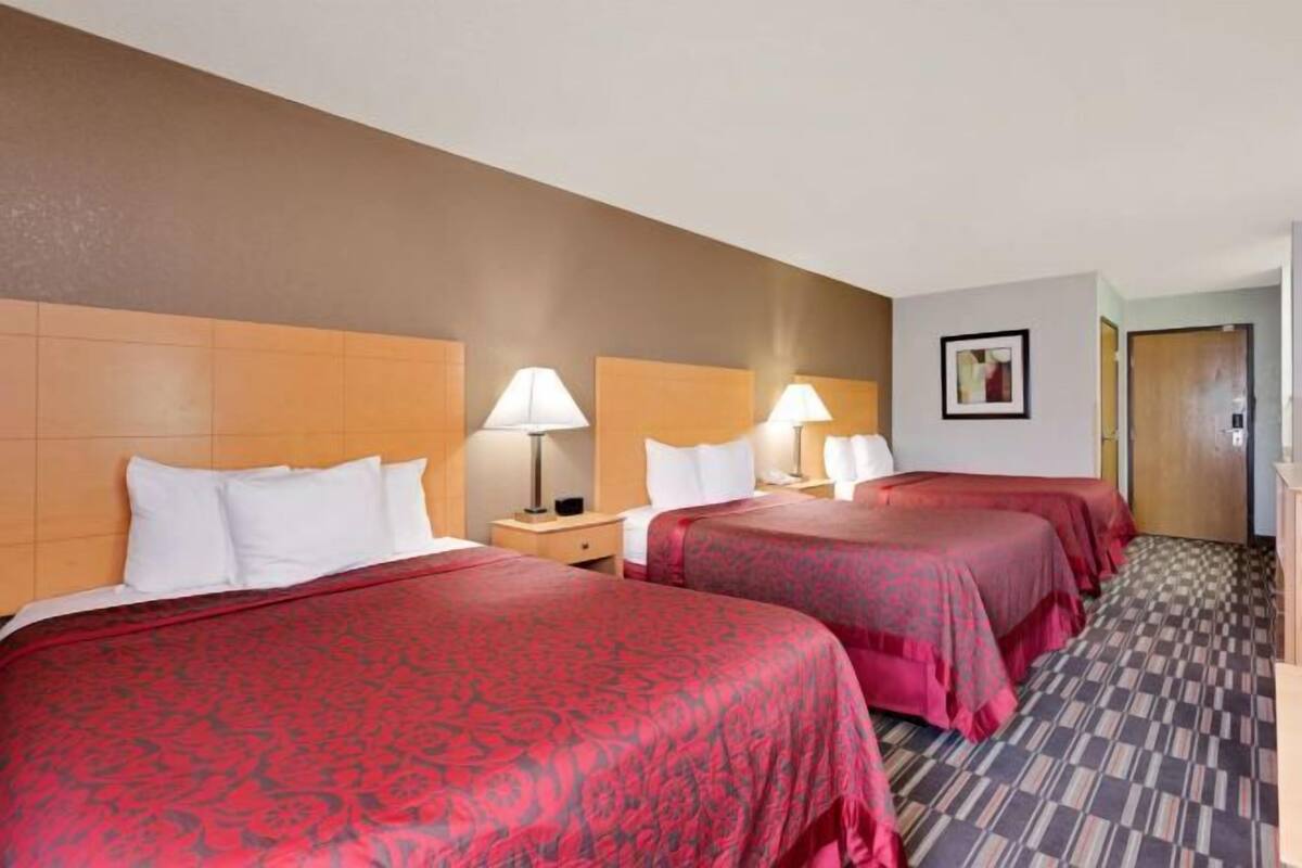 Desk, soundproofing, iron/ironing board, free cots/infant beds