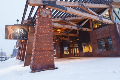 49'er Inn & Suites