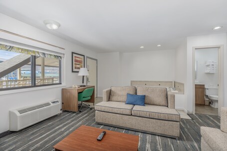Crossroads Inn Suites - Image 79