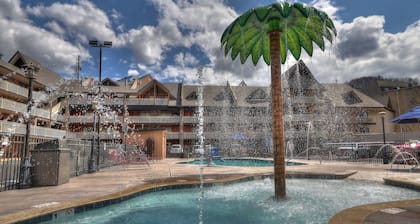 Crossroads Inn & Suites