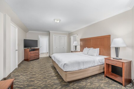 Crossroads Inn Suites - Image 64