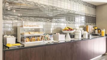 Free self-service breakfast on weekdays