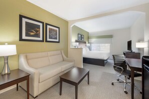 Executive Room, 1 King Bed, Non Smoking | Premium bedding, desk, laptop workspace, blackout drapes - Best Western Celina (Celina)