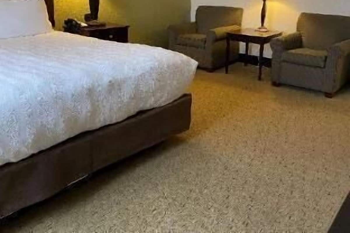 Ropa de cama de alta calidad y escritorio