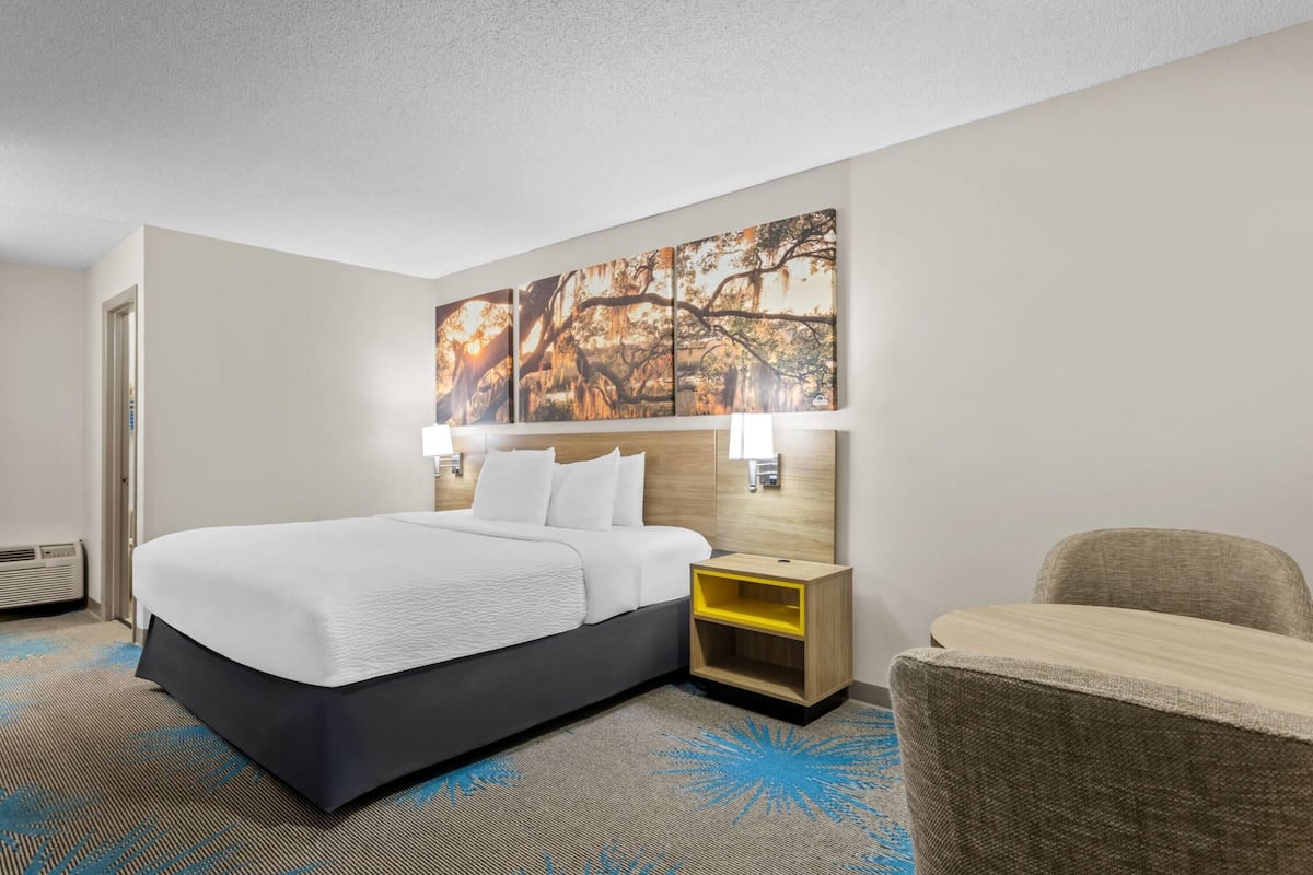 Desk, blackout curtains, free cots/infant beds, rollaway beds