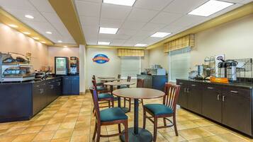 Esmorzar diari complet gratuït