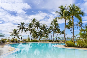 Pool amenities at Amara Cay Resort