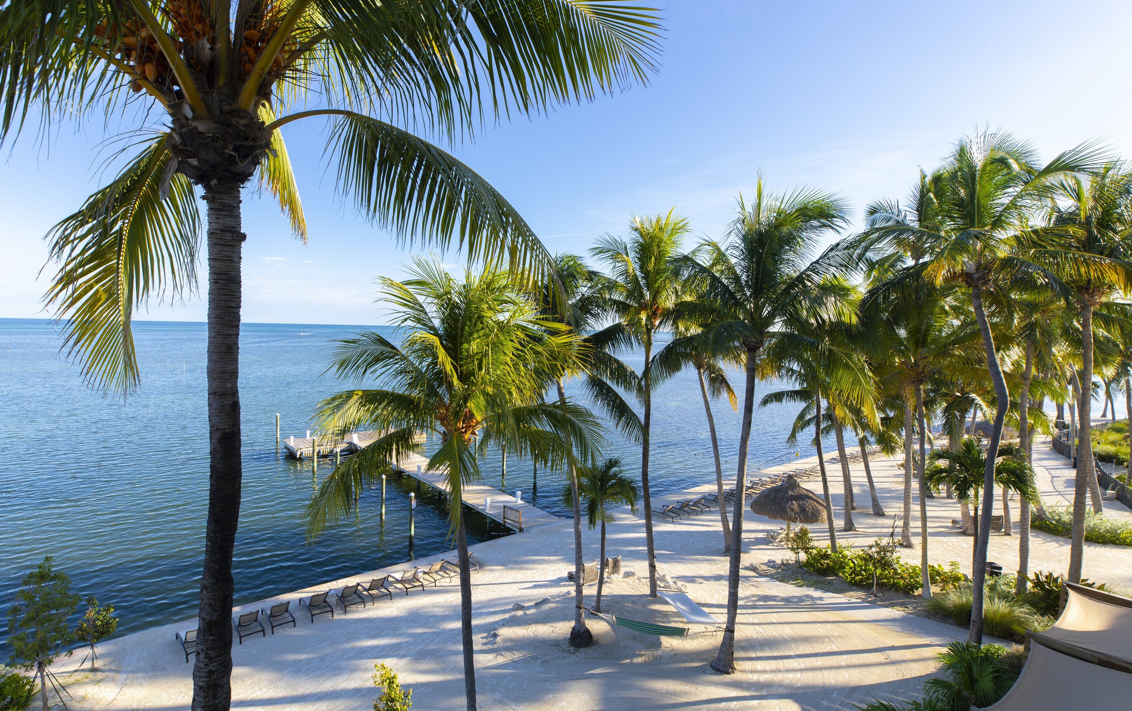 Private beach, beach towels, scuba diving, snorkeling