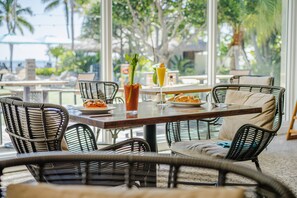 Daily cooked-to-order breakfast for a fee - Amara Cay Resort (Islamorada)