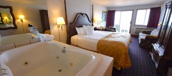 Clarion Hotel Beachfront